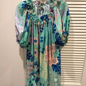 Oopscool Ruffle Hem Top – Size Large